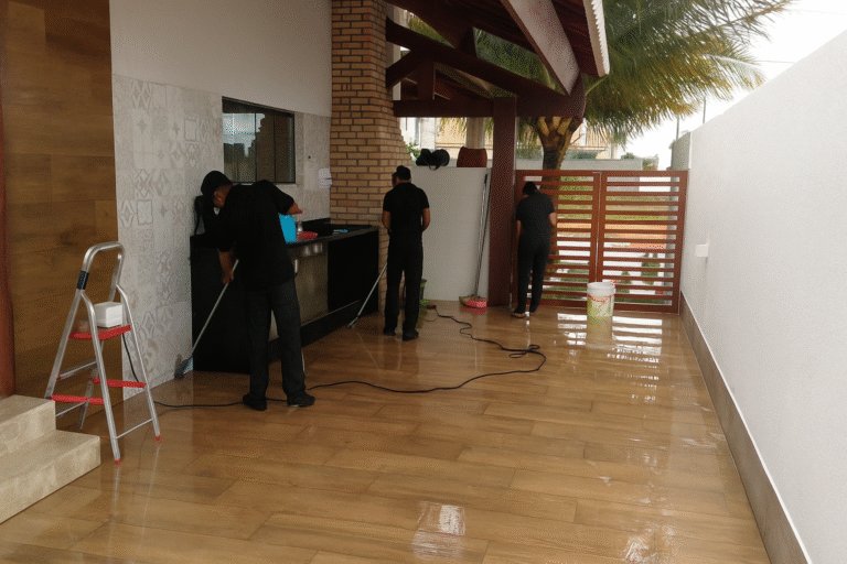 Equipe De Limpeza Pos Obra Em Belem
